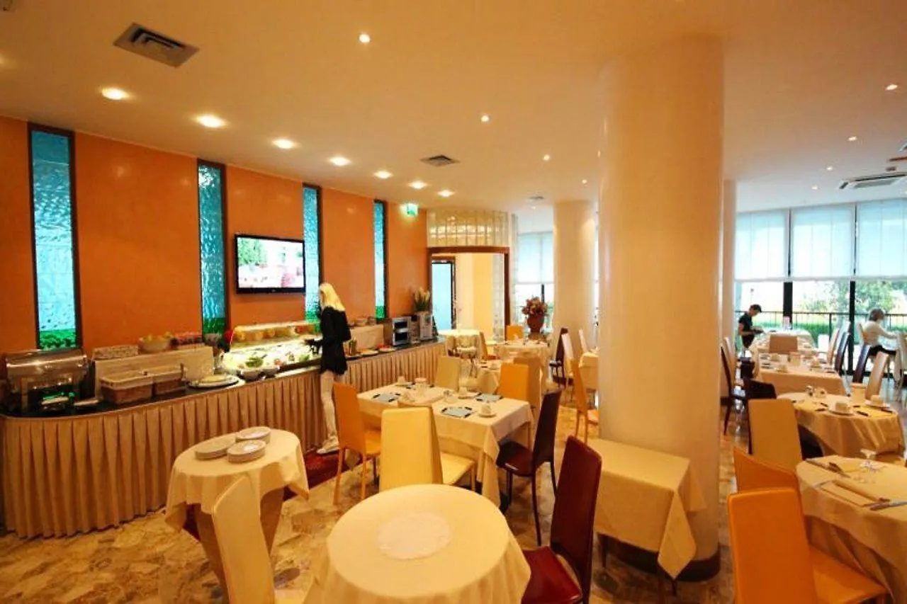 Termini Beach Hotel & Suites Lido di Jesolo 4*,